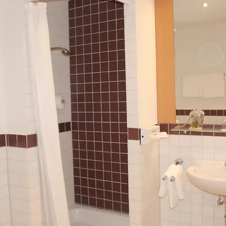 Landgasthof Wildwasser فندق Wolthausen